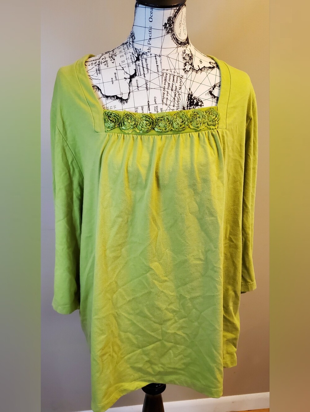 Liz & Me 2X Plus Size Top Lime Green Floral Rosette Square Neck 3/4 Sleeve